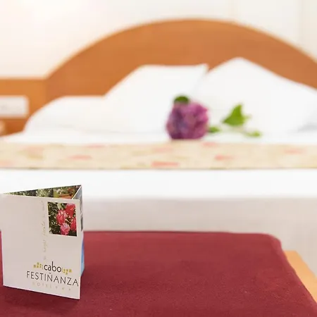 Hotel Cabo Festinanza 2*