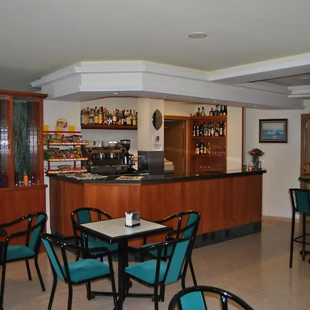 Hotell Cabo Festinanza