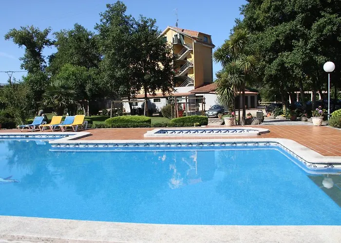 Cabo Festinanza 酒店